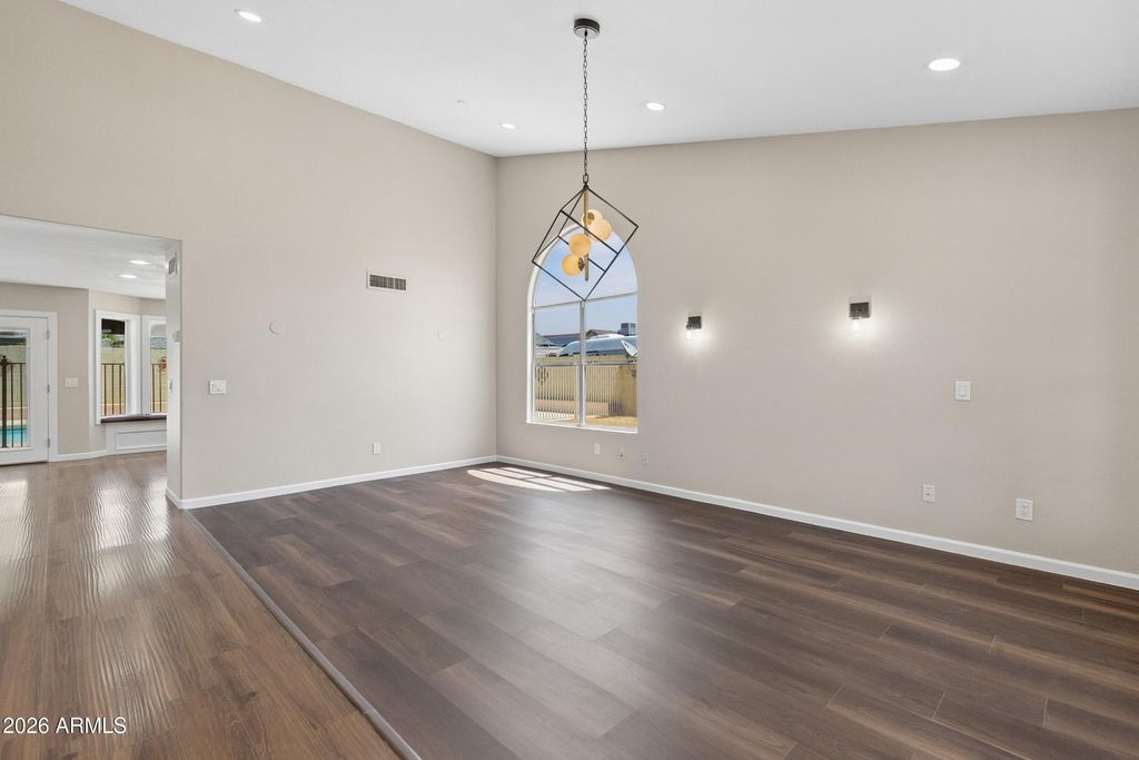7726 W CINNABAR Avenue, Peoria, AZ 85345 — photo 5