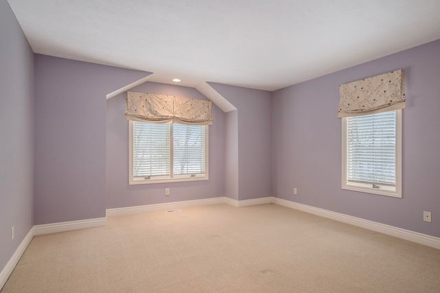 51 Peartree Lane Ne, Grand Rapids Twp, MI 49546