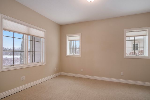 51 Peartree Lane Ne, Grand Rapids Twp, MI 49546