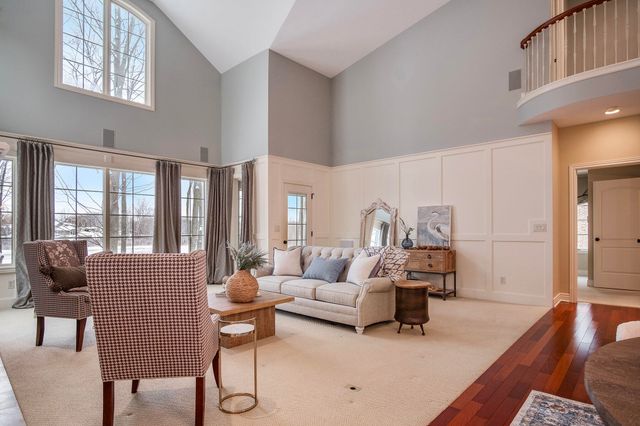 51 Peartree Lane Ne, Grand Rapids Twp, MI 49546