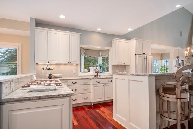 51 Peartree Lane Ne, Grand Rapids Twp, MI 49546