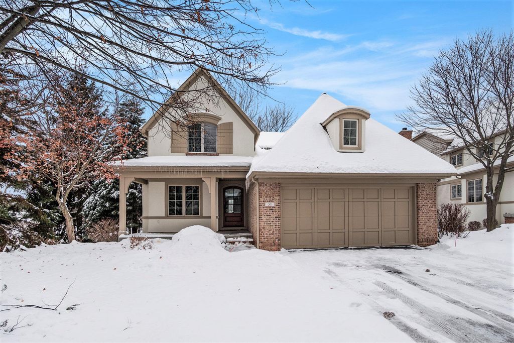 51 Peartree Lane Ne, Grand Rapids Twp, MI 49546