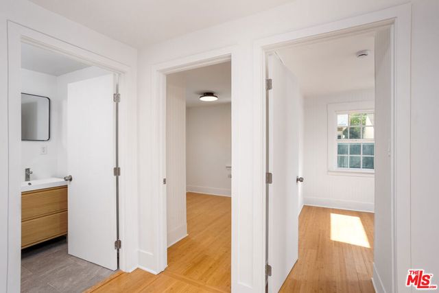 126 Franklin Court, Glendale, CA 91205