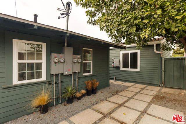 126 Franklin Court, Glendale, CA 91205