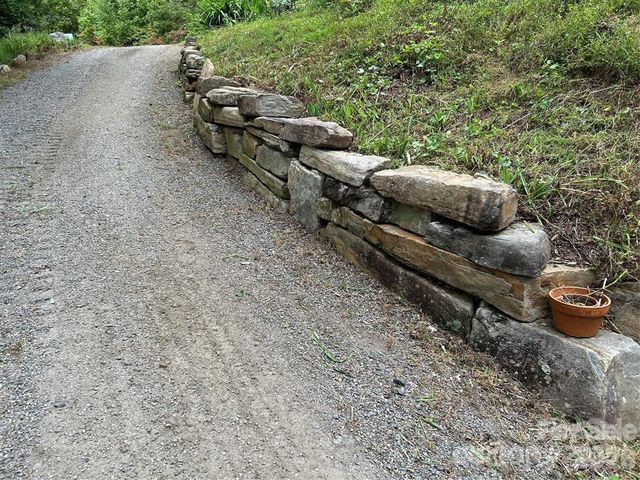 448 Mt. Mitchell Drive, Burnsville, NC 28714