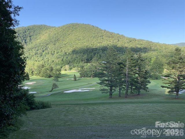 448 Mt. Mitchell Drive, Burnsville, NC 28714