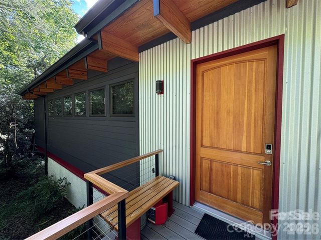 448 Mt. Mitchell Drive, Burnsville, NC 28714