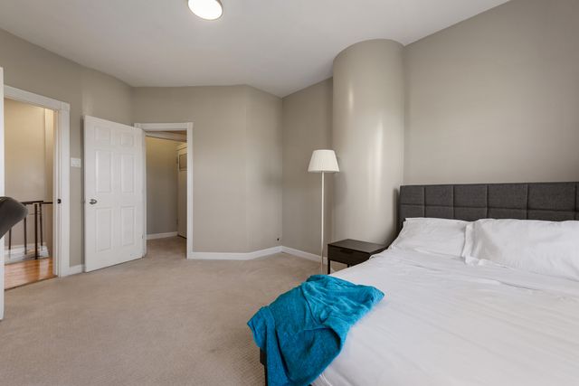 5135 S Kenwood Avenue 502, Chicago, IL 60615