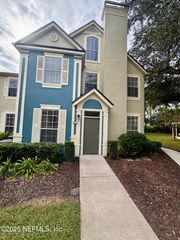 13700 RICHMOND PARK Drive, 502, Jacksonville, FL 32224