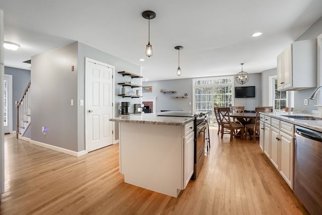 102 North St, Holden, MA 01522