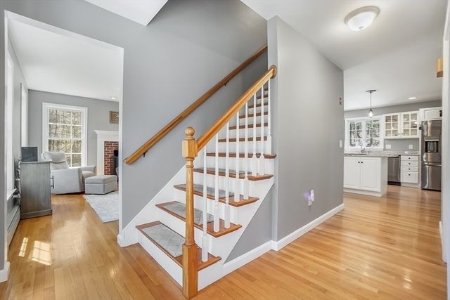 102 North St, Holden, MA 01522