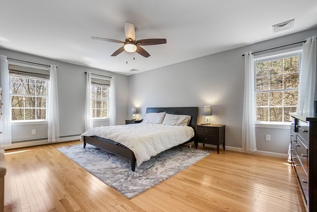 102 North St, Holden, MA 01522