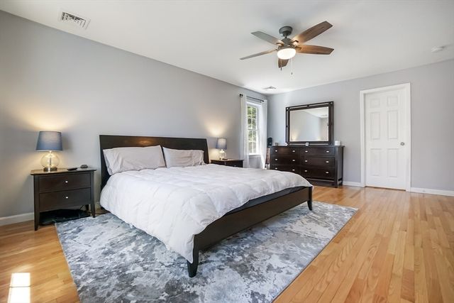 102 North St, Holden, MA 01522