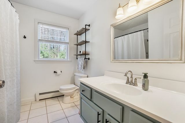 102 North St, Holden, MA 01522