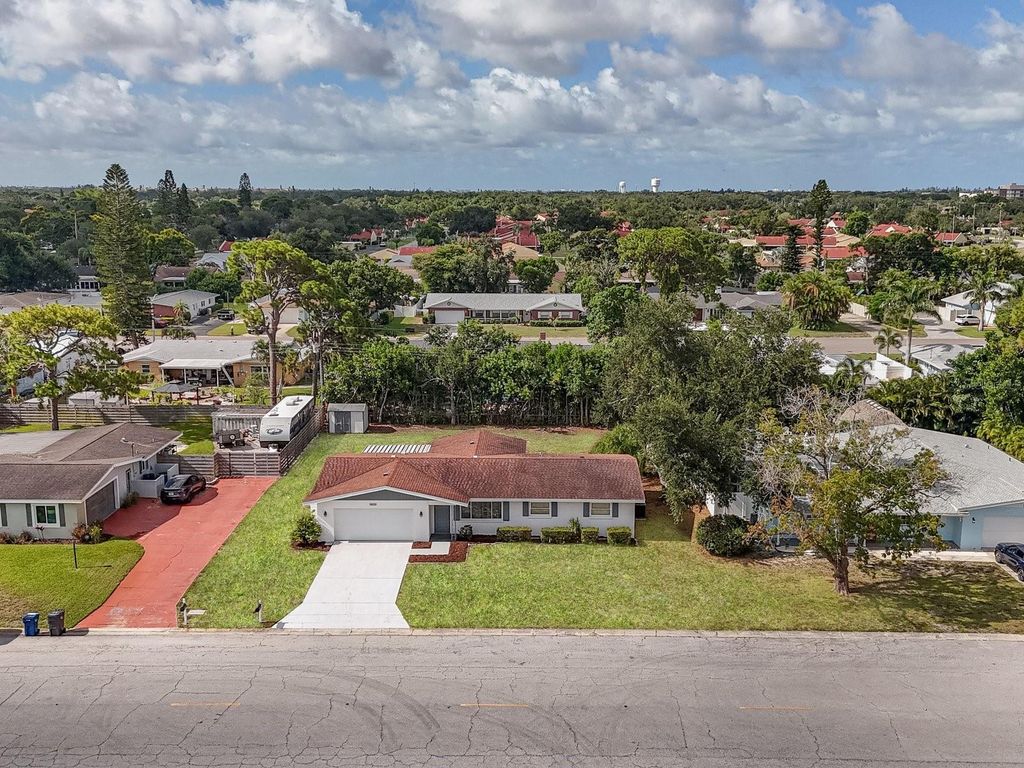 5605 9TH AVENUE DRIVE W, Bradenton, FL 34209