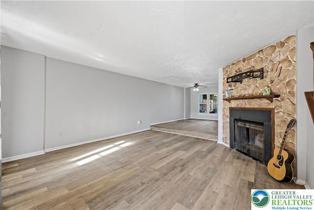 1613 Shenandoah Court, South Whitehall Twp, PA 18104