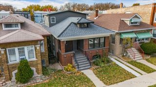 2922 N Kilpatrick Avenue, Chicago, IL 60641
