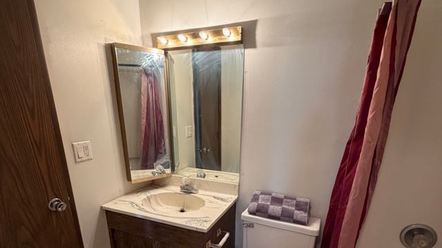 661 Mitchell Court 661, Gurnee, IL 60031