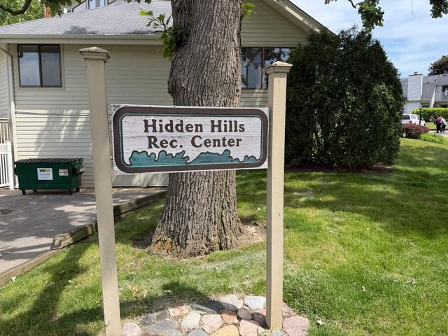 661 Mitchell Court 661, Gurnee, IL 60031