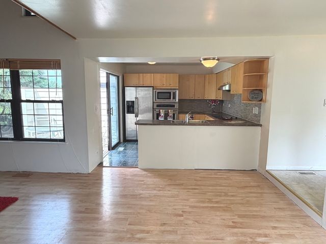661 Mitchell Court 661, Gurnee, IL 60031