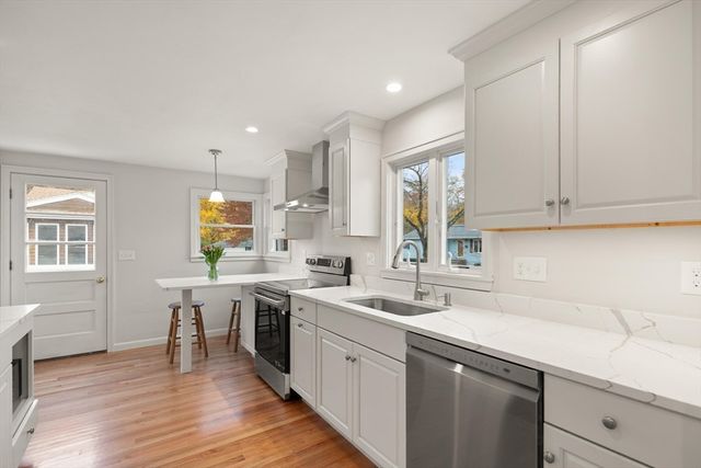 10 Butterworth Rd, Beverly, MA 01915