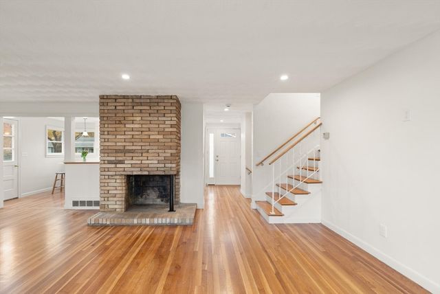 10 Butterworth Rd, Beverly, MA 01915