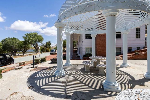 34860 Lancaster Road, Lancaster, CA 93536