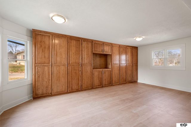 1801 Hancock Street, Bellevue, NE 68005