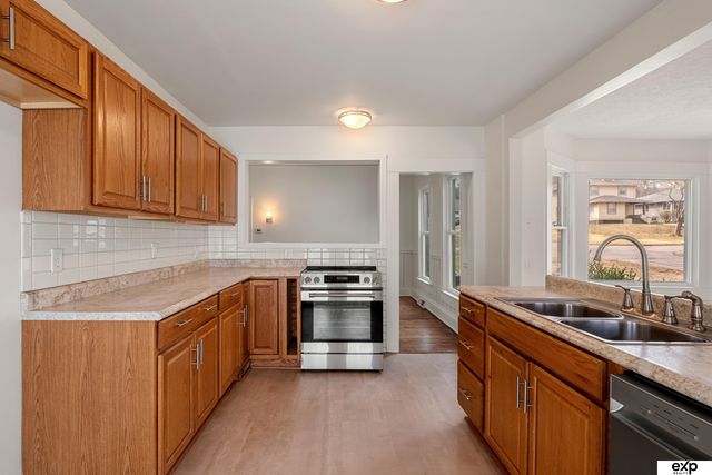 1801 Hancock Street, Bellevue, NE 68005