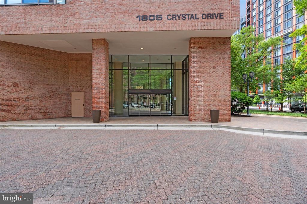 1805 CRYSTAL DRIVE # 1011S, Arlington, VA 22202