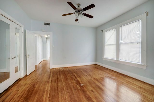 1649 W Main Street 3, Houston, TX 77006