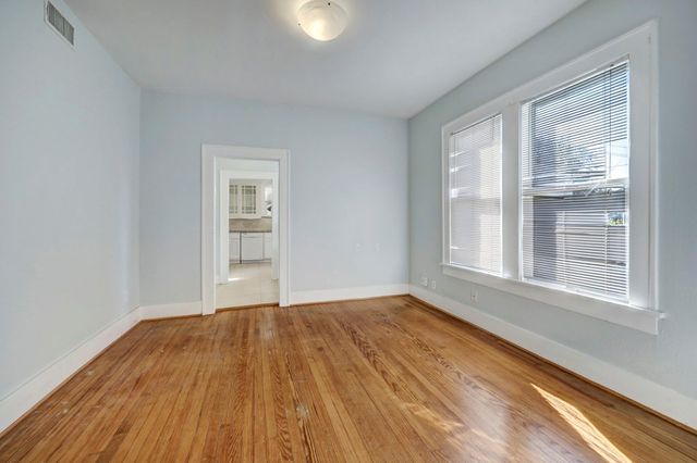 1649 W Main Street 3, Houston, TX 77006