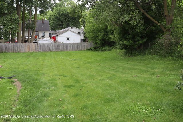 615 N Grace Street, Lansing, MI 48917