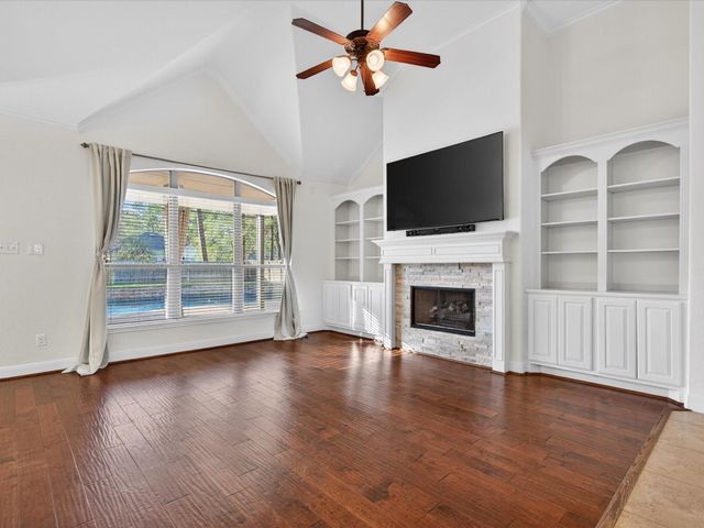 1007 Westwood North Drive, Magnolia, TX 77354