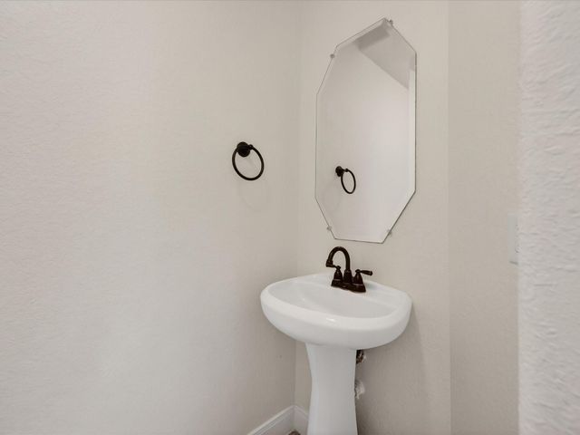 1007 Westwood North Drive, Magnolia, TX 77354