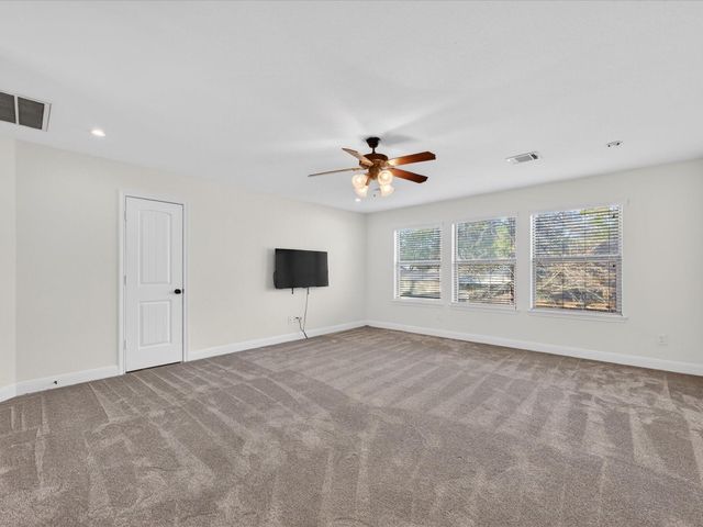 1007 Westwood North Drive, Magnolia, TX 77354