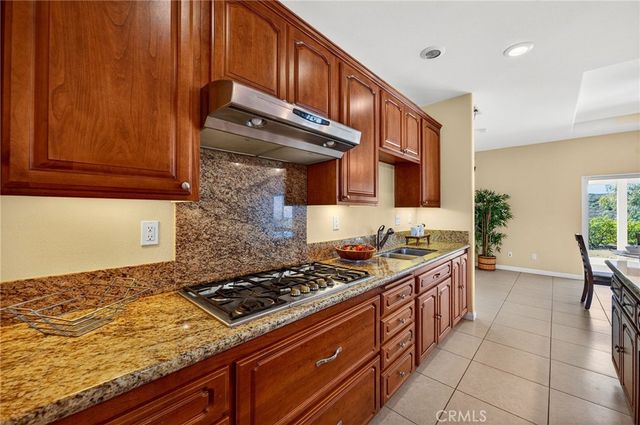 39475 Bruce Lane, Temecula, CA 92592