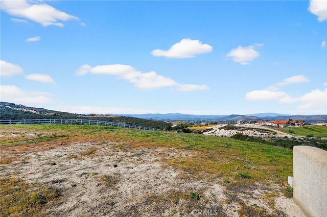 39475 Bruce Lane, Temecula, CA 92592