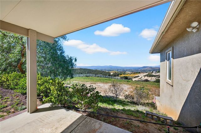 39475 Bruce Lane, Temecula, CA 92592