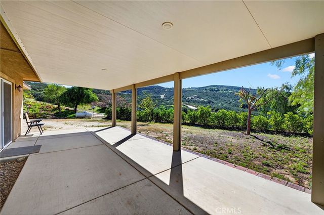 39475 Bruce Lane, Temecula, CA 92592