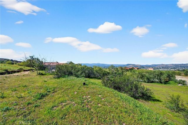 39475 Bruce Lane, Temecula, CA 92592