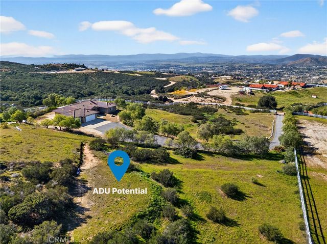 39475 Bruce Lane, Temecula, CA 92592
