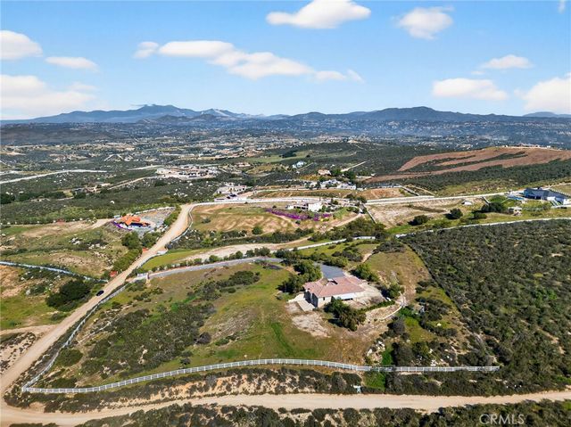 39475 Bruce Lane, Temecula, CA 92592