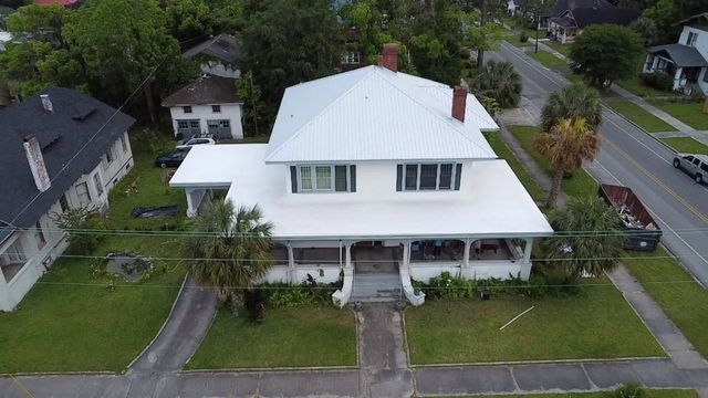 915 Carswell Ave, Waycross, GA 31501