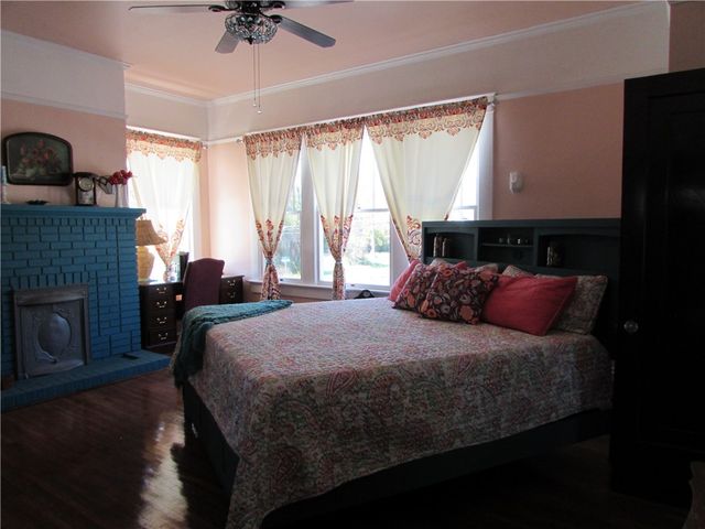 915 Carswell Ave, Waycross, GA 31501