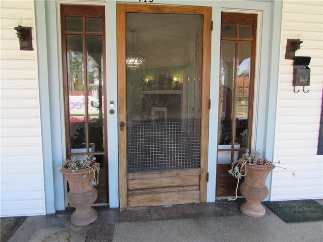 915 Carswell Ave, Waycross, GA 31501