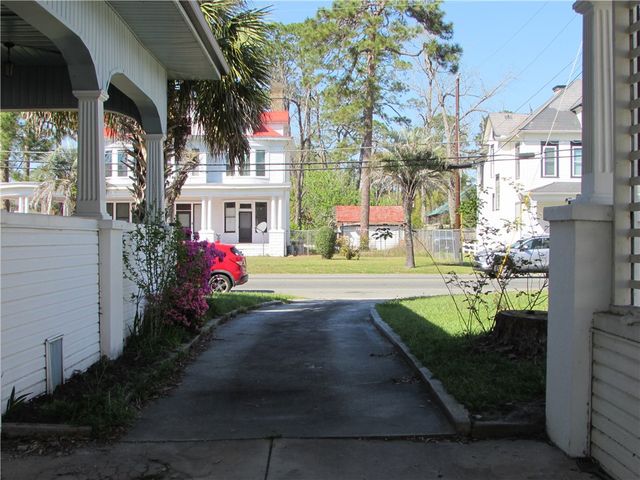 915 Carswell Ave, Waycross, GA 31501