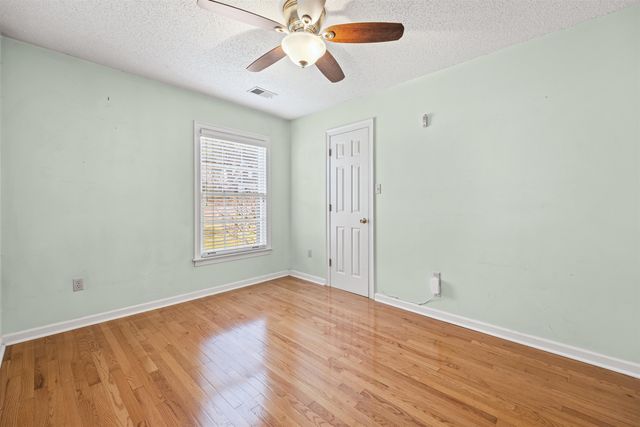 8645 BAZEMORE RD, Memphis, TN 38018