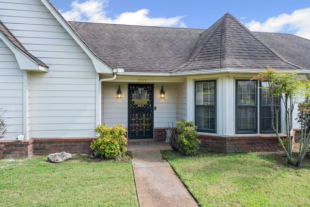 8645 BAZEMORE RD, Memphis, TN 38018