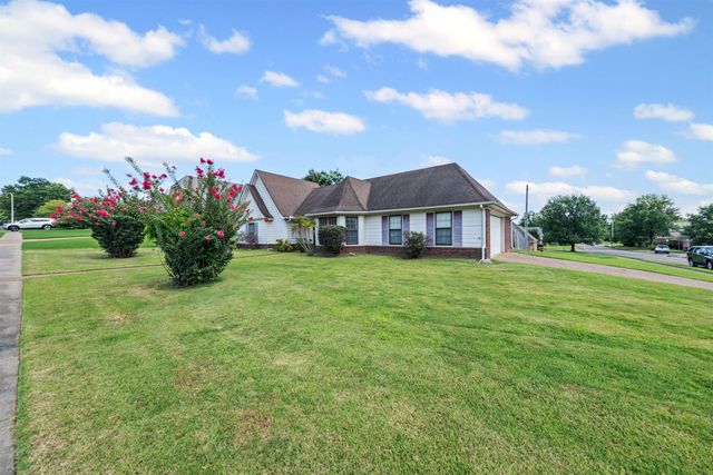 8645 BAZEMORE RD, Memphis, TN 38018